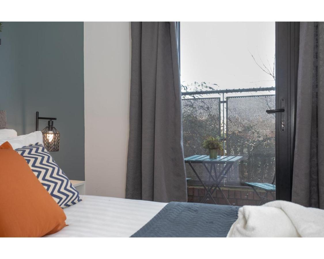 Central Belfast Apartments Eden מראה חיצוני תמונה